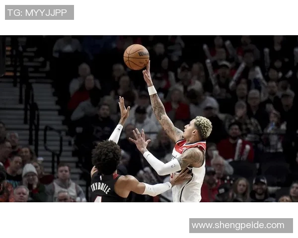 独行侠惊险击败开拓者，系列赛战成1-1平